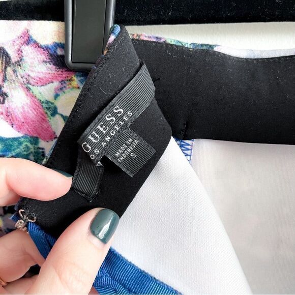 Guess Floral Pencil Skirt Stretch Scuba Back Zip Vented Women's S - Picture 5 of 10